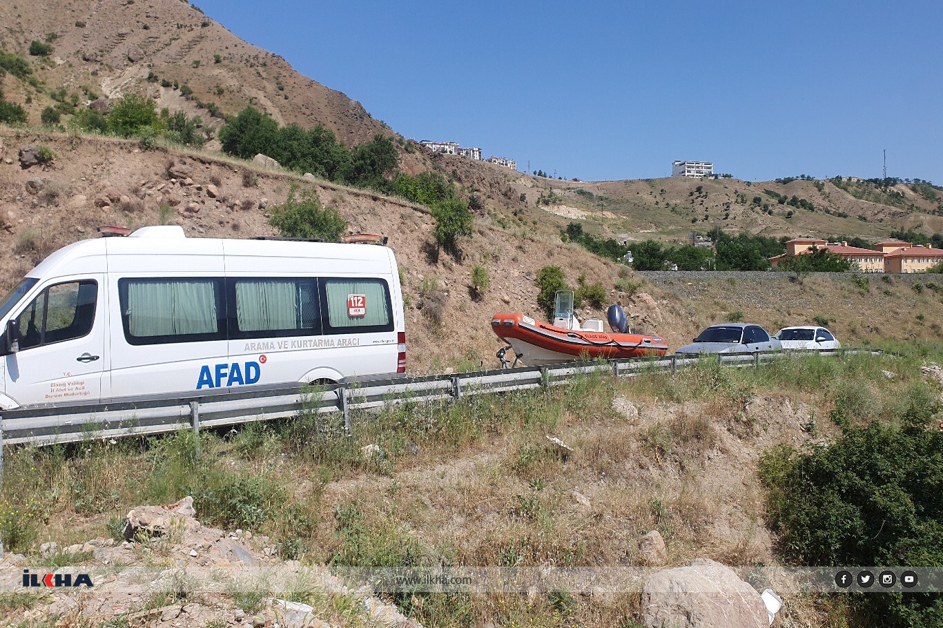 Murat Nehri'nin sularına kapılan 14 yaşındaki çocuktan haber alınamıyor Murat Nehri'nin sularına kapılan 14 yaşındaki çocuktan haber alınamıyor