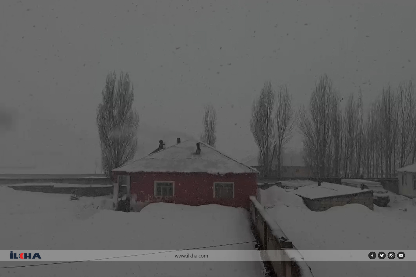 Çaldıran’da kar yağışı etkili oluyor