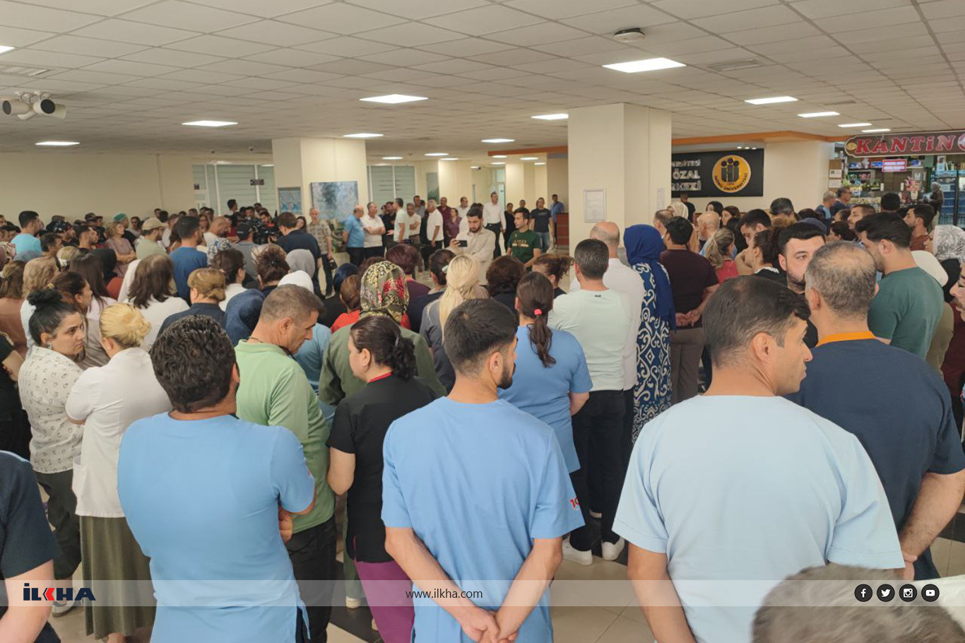 Trafik kazasında hayatını kaybeden iki sağlık çalışanı anıldı Trafik kazasında hayatını kaybeden iki sağlık çalışanı anıldı