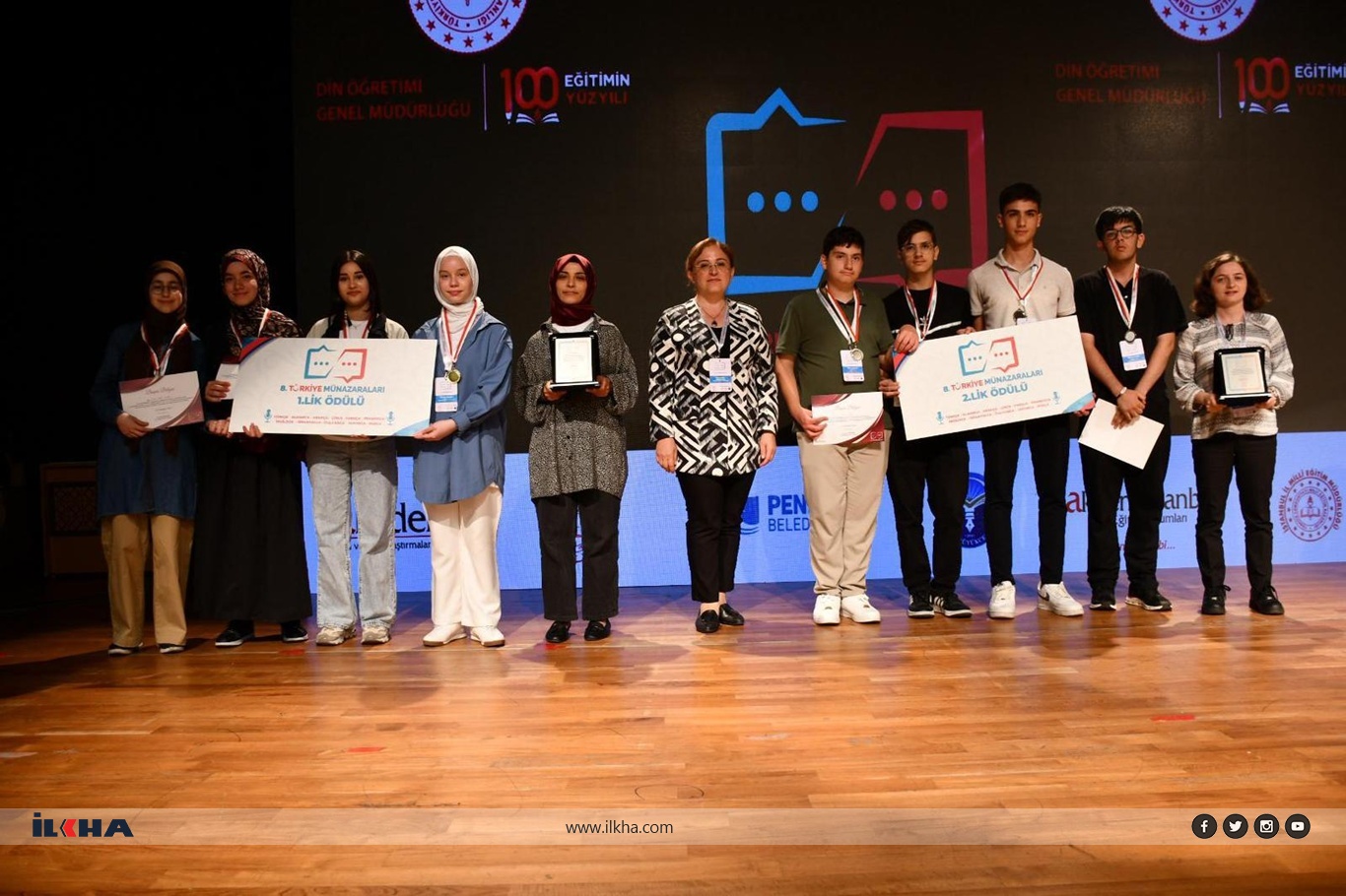 "8. Türkiye Münazaraları" yarışmasında ödüller sahiplerini buldu