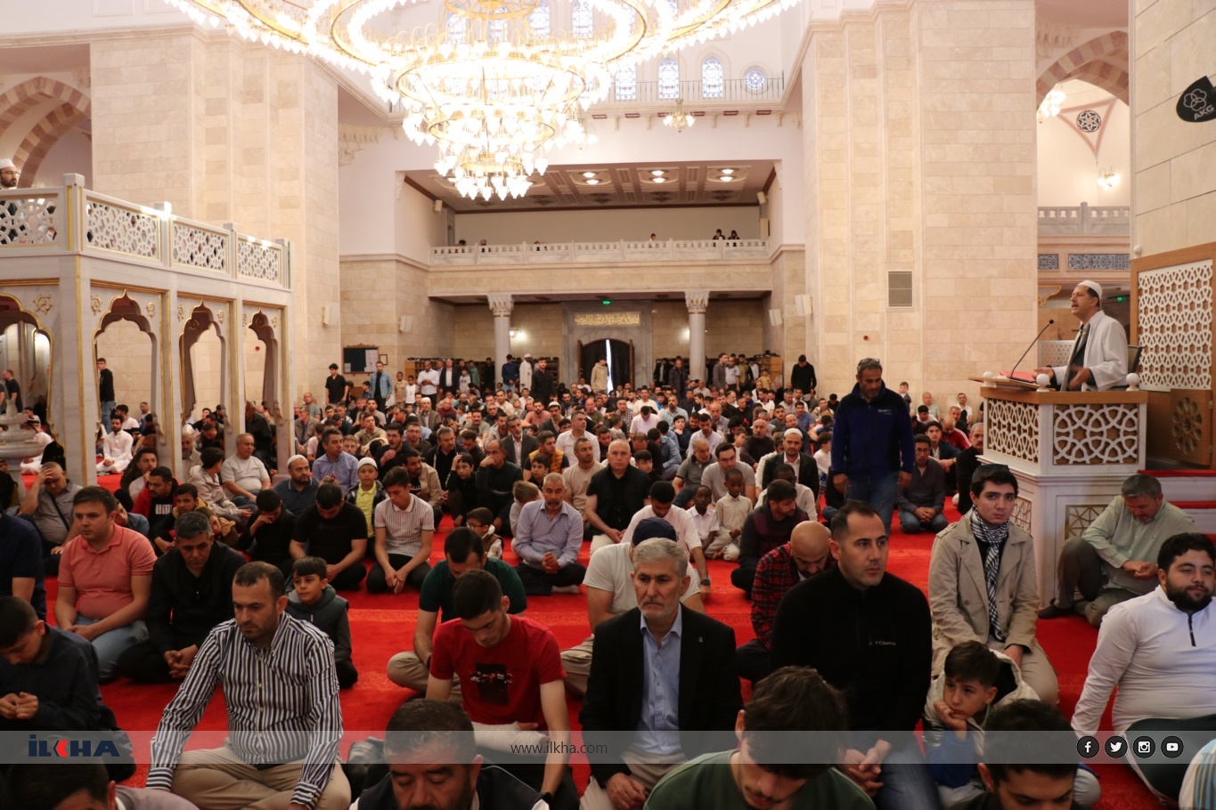 Büyük Ankara Camii’nde Kurban Bayramı namazı