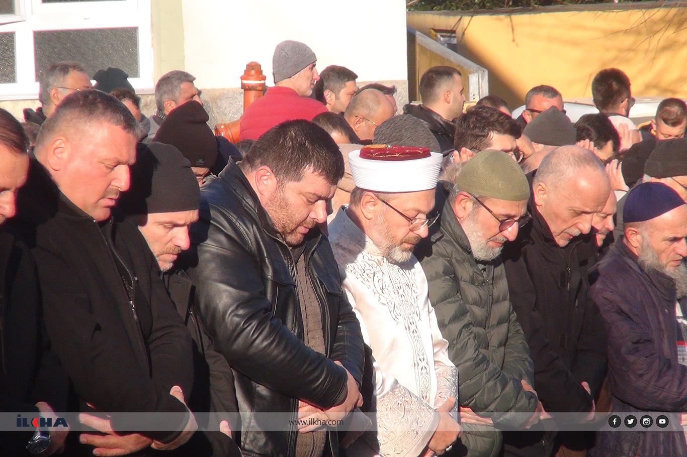 Diyanet İşleri Başkanı Erbaş: Faruk Beşer Hoca hayatıyla çok büyük bir hatırat bıraktı Diyanet İşleri Başkanı Erbaş: Faruk Beşer Hoca hayatıyla çok büyük bir hatırat bıraktı