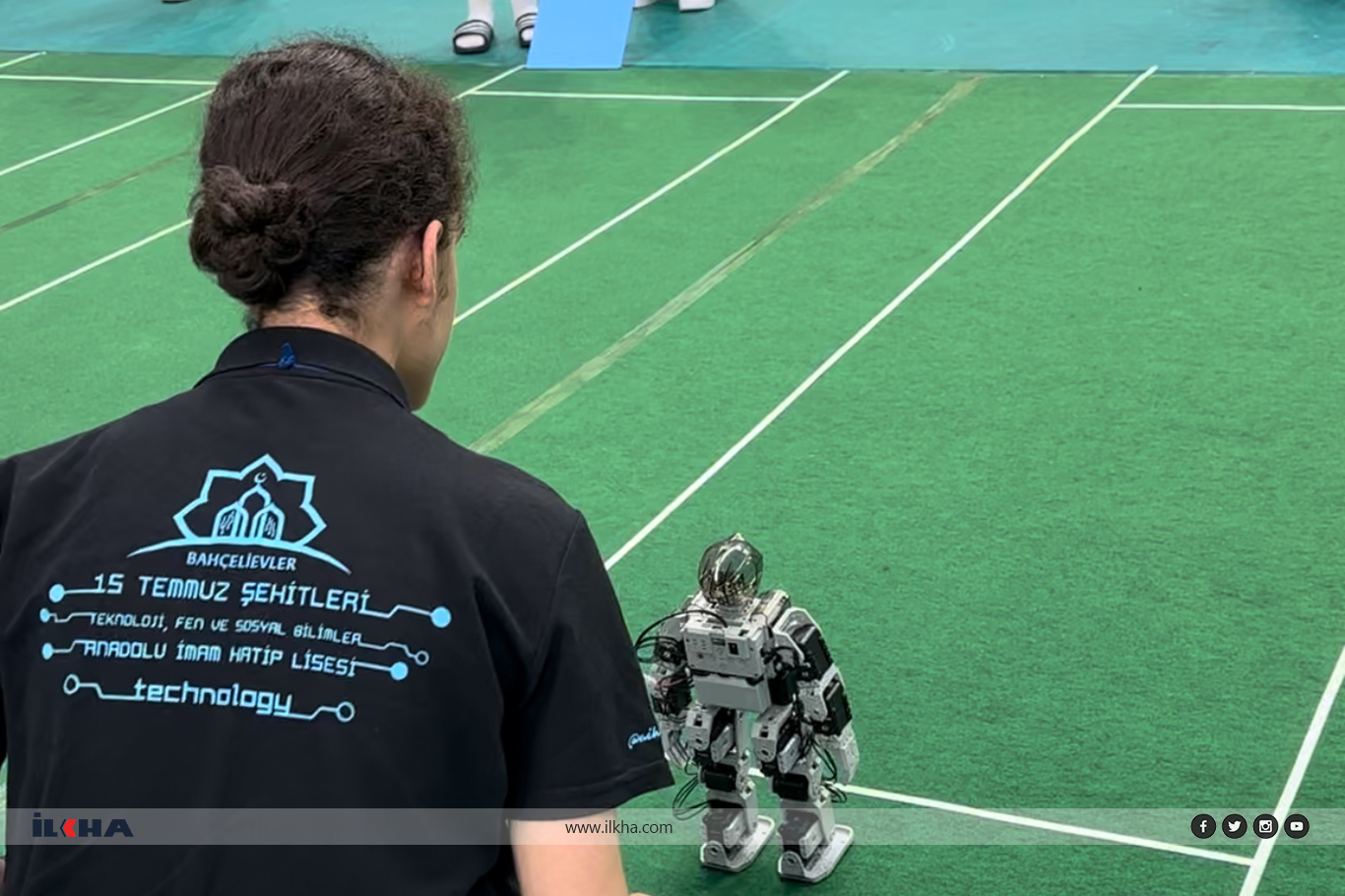 İmam hatipliler robot yarışmasında dünya şampiyonu oldular İmam hatipliler robot yarışmasında dünya şampiyonu oldular
