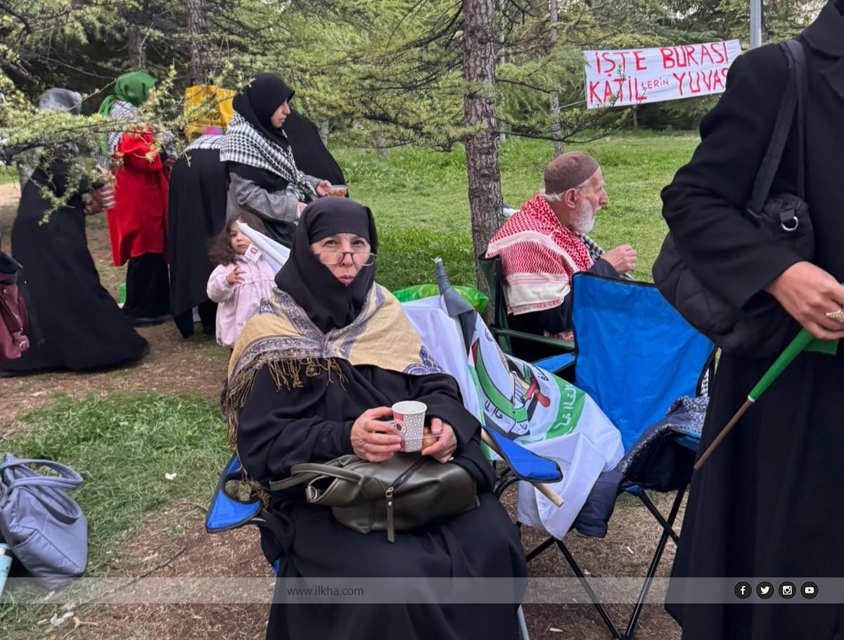 ABD Büyükelçiliği önündeki Gazze nöbeti 52. günde sona erdi ABD Büyükelçiliği önündeki Gazze nöbeti 52. günde sona erdi