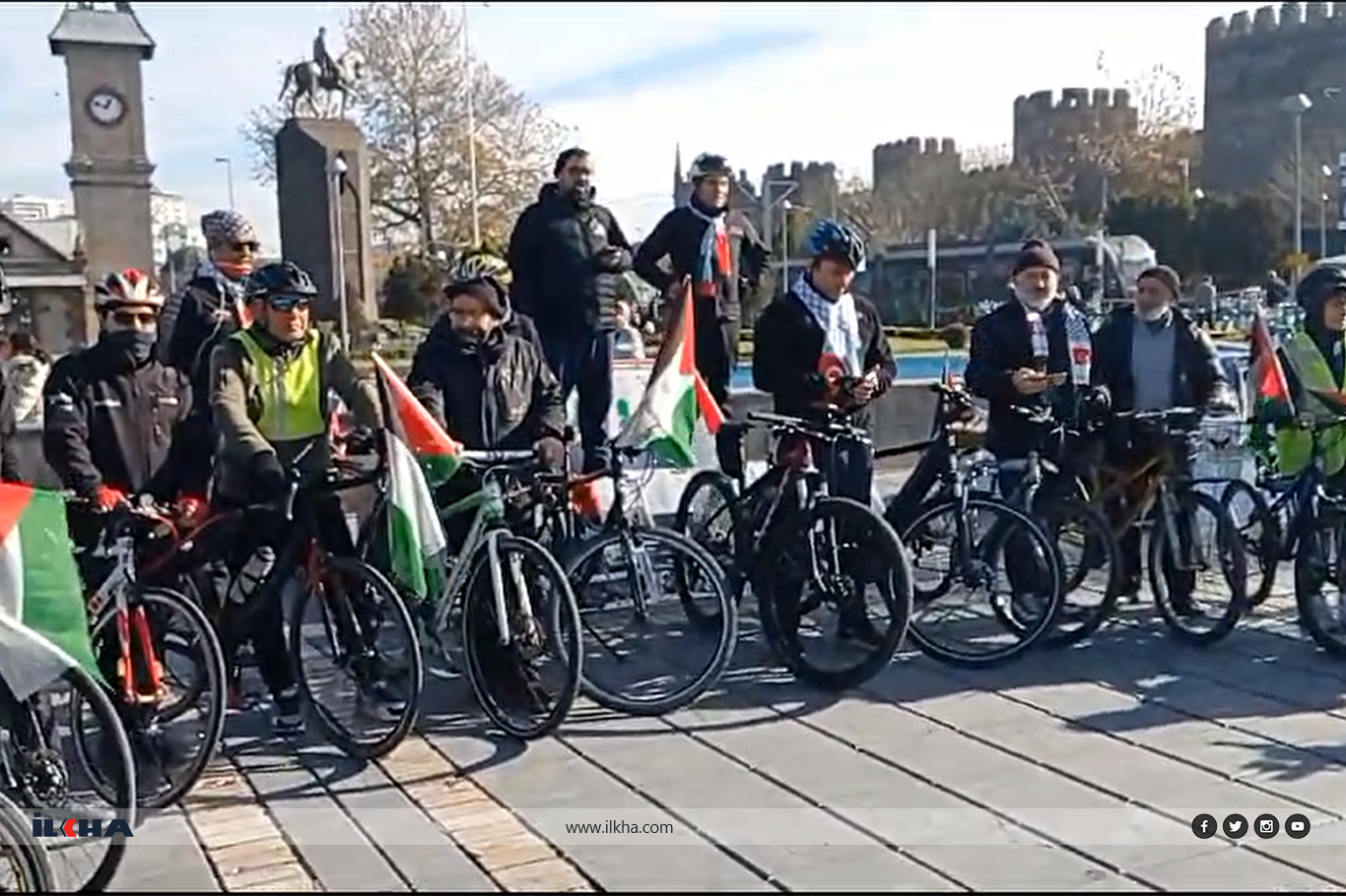 Bisiklet sürücüleri Filistin için pedal çevirdi Bisiklet sürücüleri Filistin için pedal çevirdi