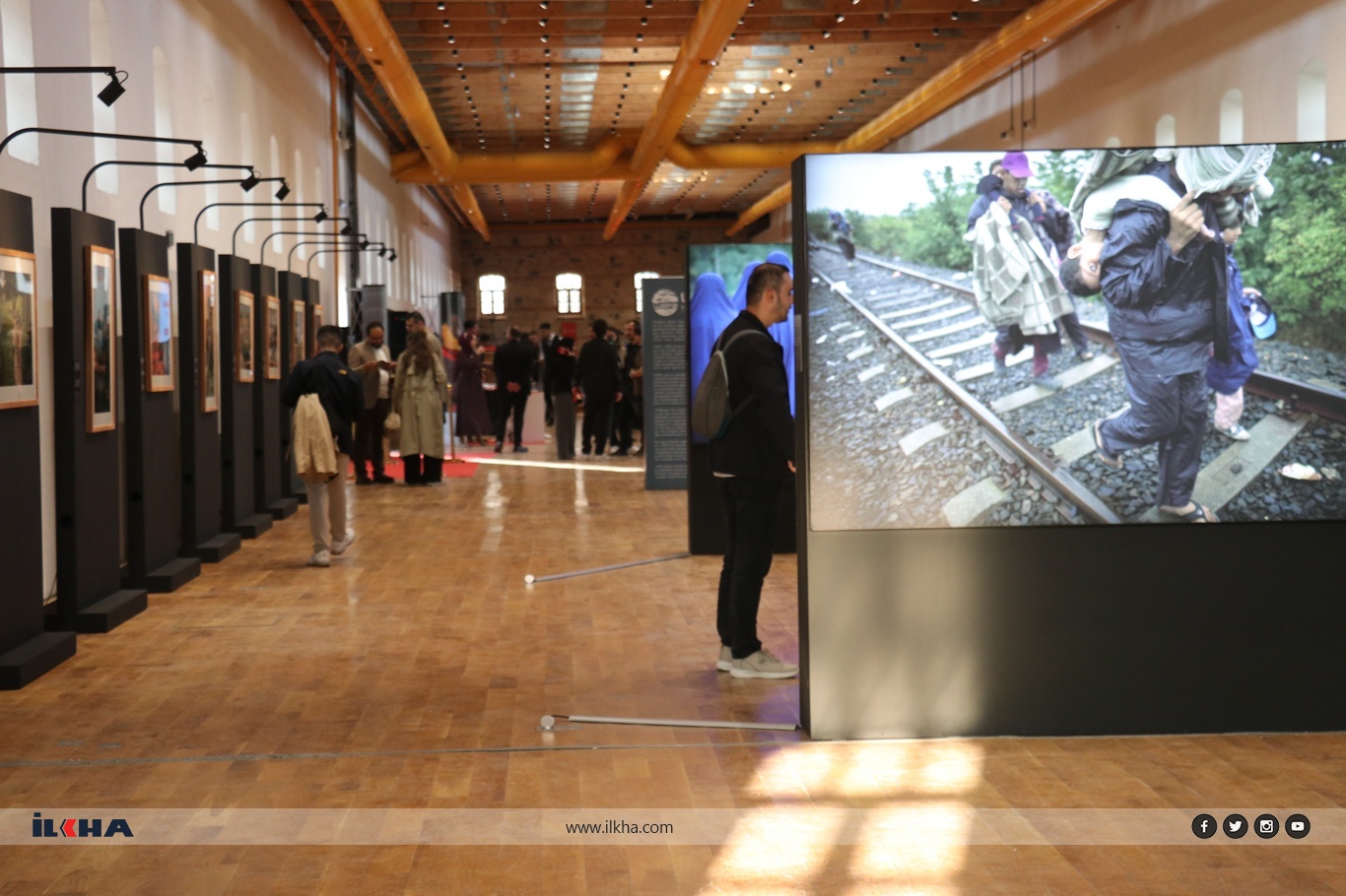 Kudüslü fotoğrafçıdan "Hikâyenin Geri Kalanı" sergisi