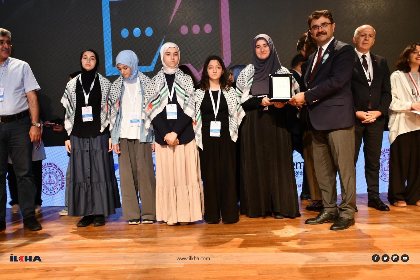 "8. Türkiye Münazaraları" yarışmasında ödüller sahiplerini buldu