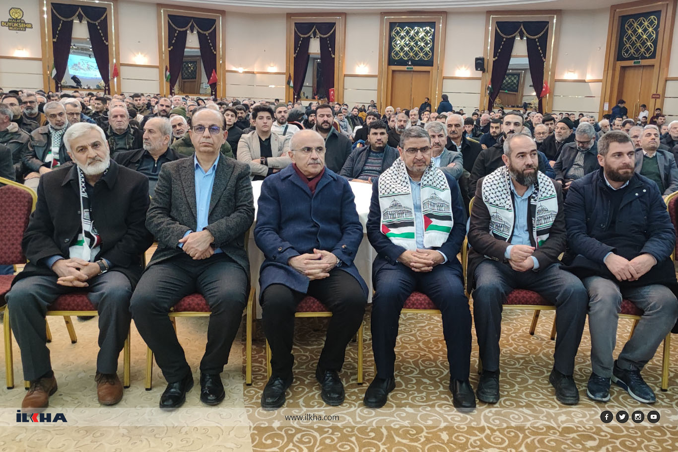 HAMAS Yetkilisi Ebu Zuhri: Ateşkese çok yaklaşıldı HAMAS Yetkilisi Ebu Zuhri: Ateşkese çok yaklaşıldı