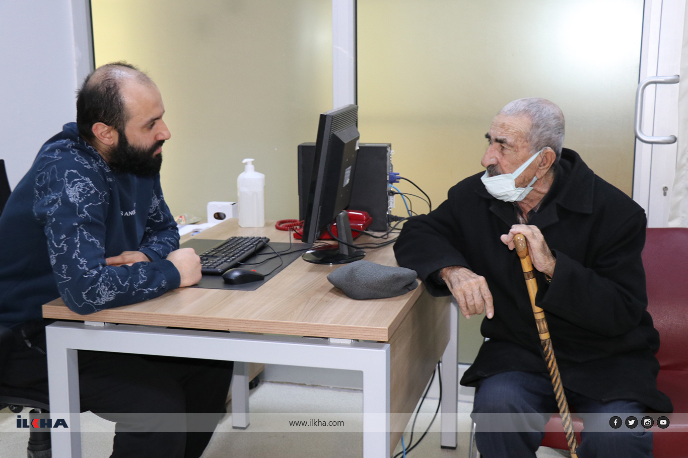 Uzm. Dr. Çakar: "Bir toplumun geleceği, yaşlılara verdiği kıymetle ölçülebilir" Uzm. Dr. Çakar: "Bir toplumun geleceği, yaşlılara verdiği kıymetle ölçülebilir"