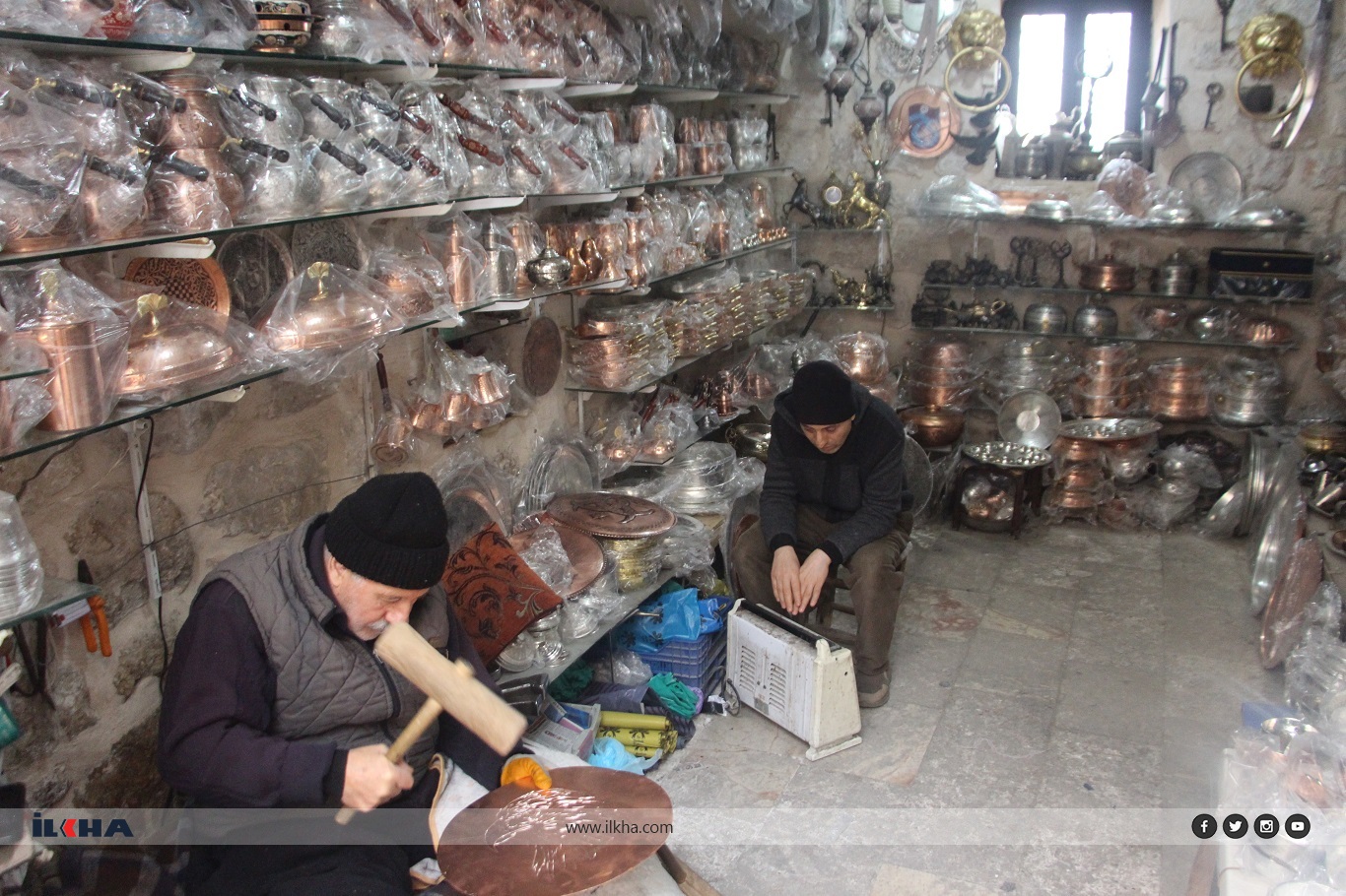 60 yıldır bakıra şekil veren Nihat Usta: İşin ustası olmak için uzun yılların ömürden gitmesi lazım