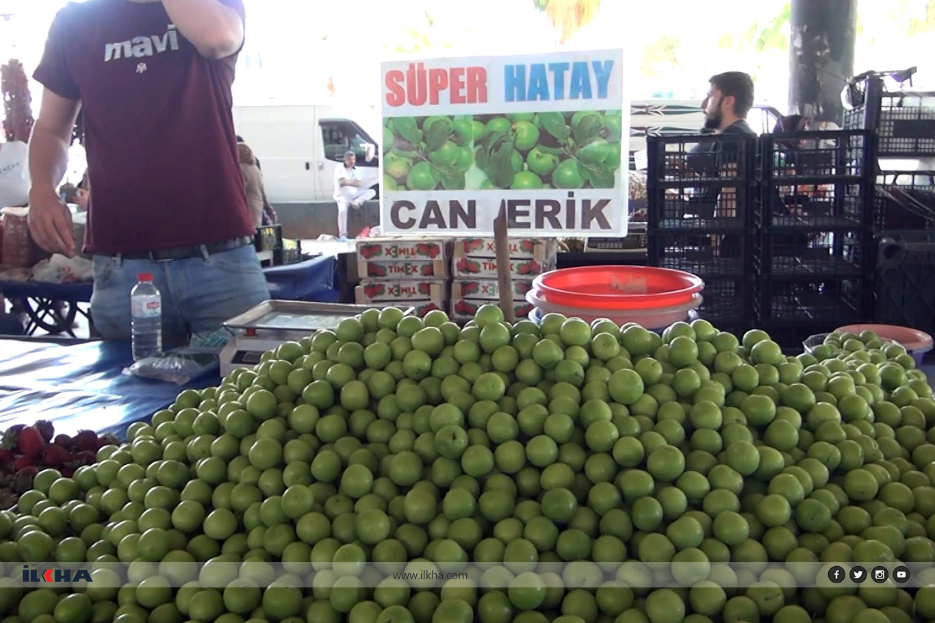 Pazarcı esnafı: Hem biz hem de vatandaş mağdur