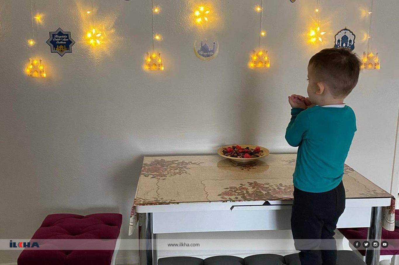 Ramazan köşeleri evleri süsledi Ramazan köşeleri evleri süsledi