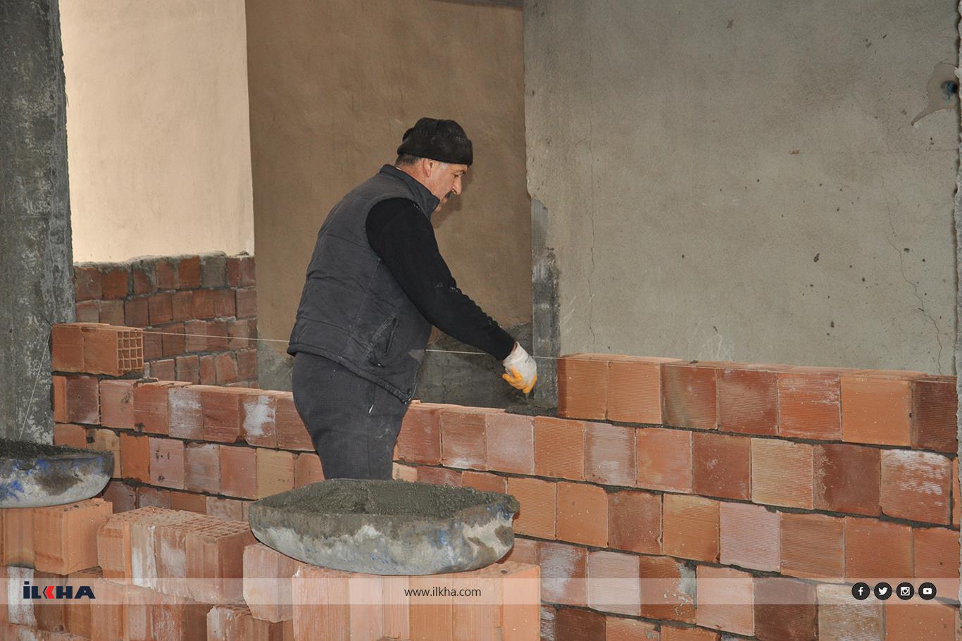 İnşaat işçileri soğuk altında ekmek mücadelesi veriyor! İnşaat işçileri soğuk altında ekmek mücadelesi veriyor!