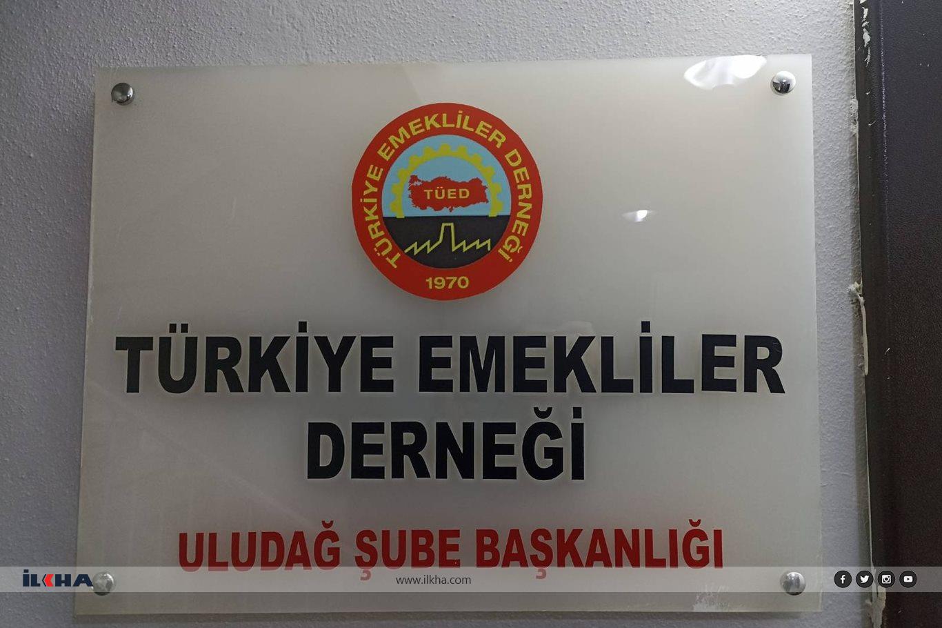 TÜED Başkanı Pars: Emeklilere yapılan zam iyi bir rakam ama yetersiz TÜED Başkanı Pars: Emeklilere yapılan zam iyi bir rakam ama yetersiz