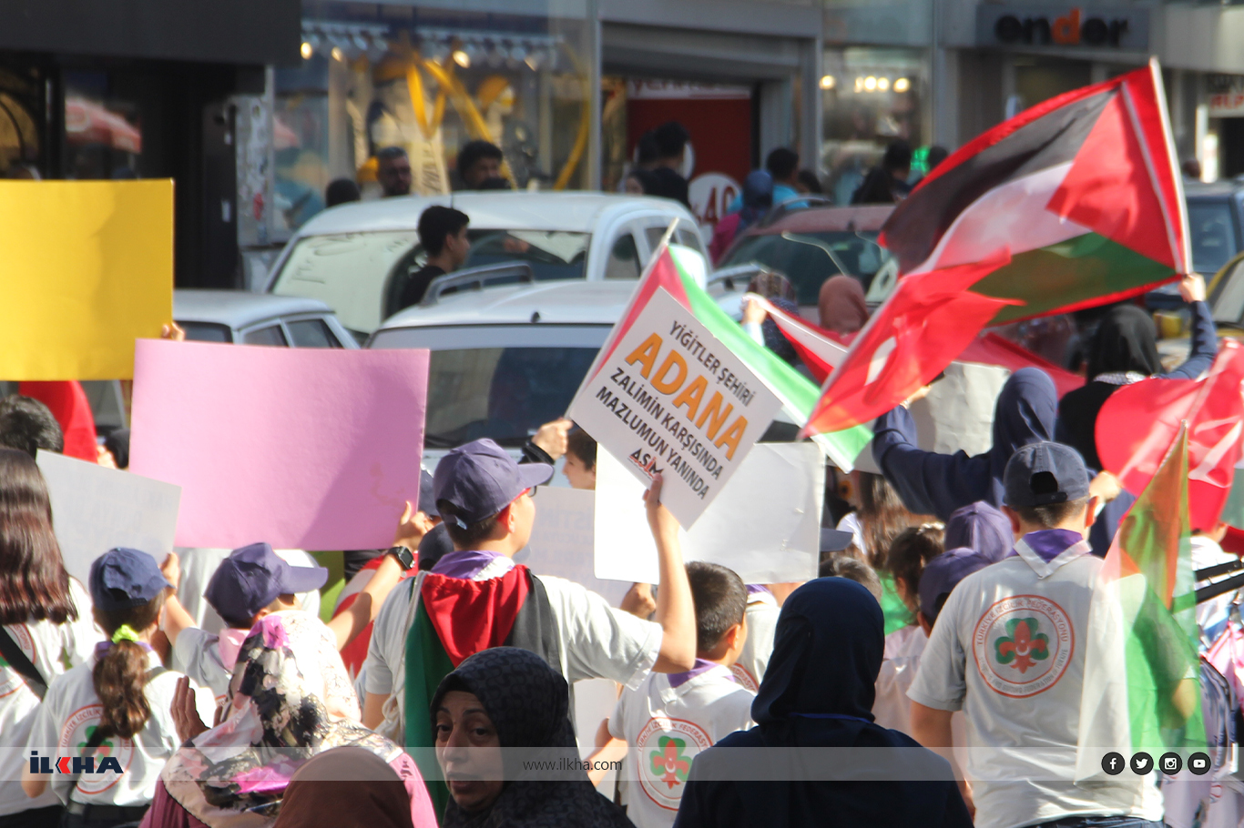 Adanalı anneler ve çocuklardan Gazze’ye destek yürüyüşü