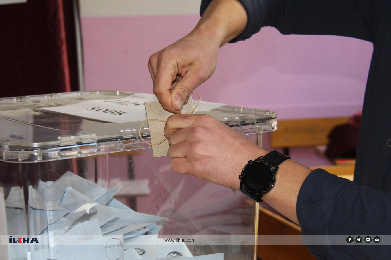 Diyarbakır'da oy sayma işlemi başladı Diyarbakır'da oy sayma işlemi başladı