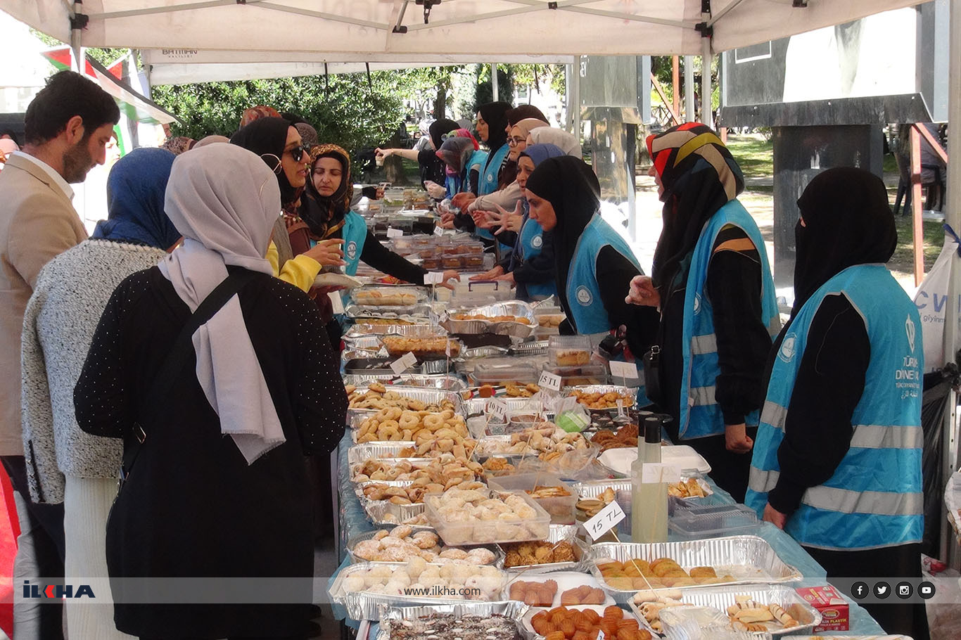 Batman'da Gazze için "Hayır Çarşısı" düzenlendi Batman'da Gazze için "Hayır Çarşısı" düzenlendi