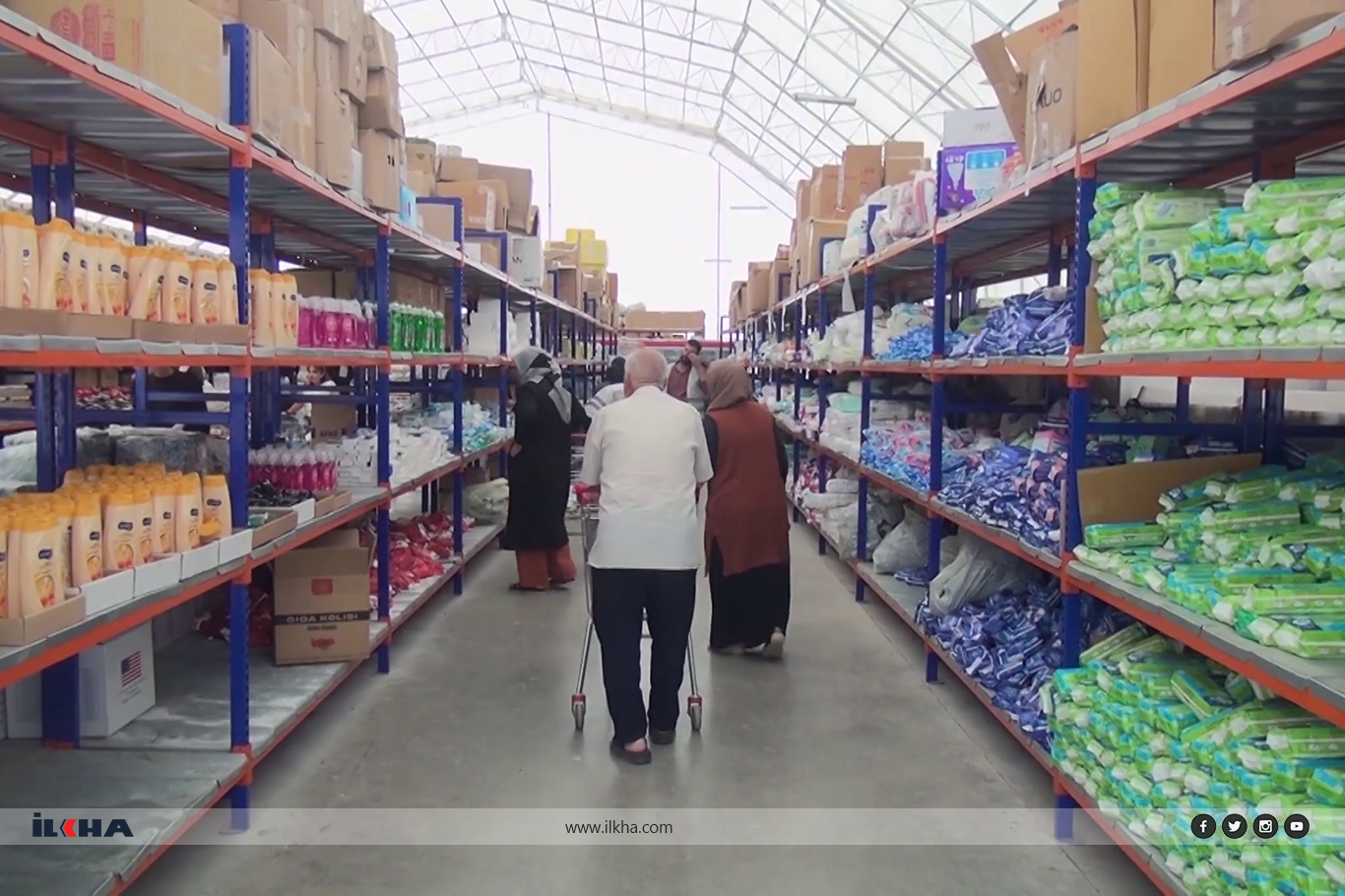 Adıyaman'da sosyal marketler hizmete devam ediyor Adıyaman'da sosyal marketler hizmete devam ediyor