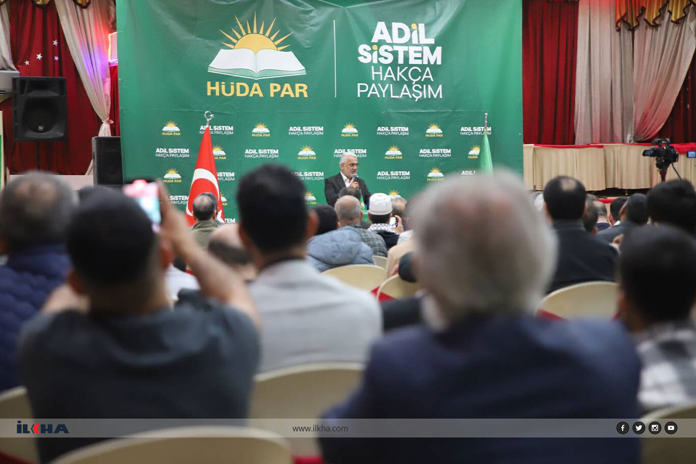 Yapıcıoğlu: Sadece maddi destek vererek aile kurumunu koruyamazsınız Yapıcıoğlu: Sadece maddi destek vererek aile kurumunu koruyamazsınız