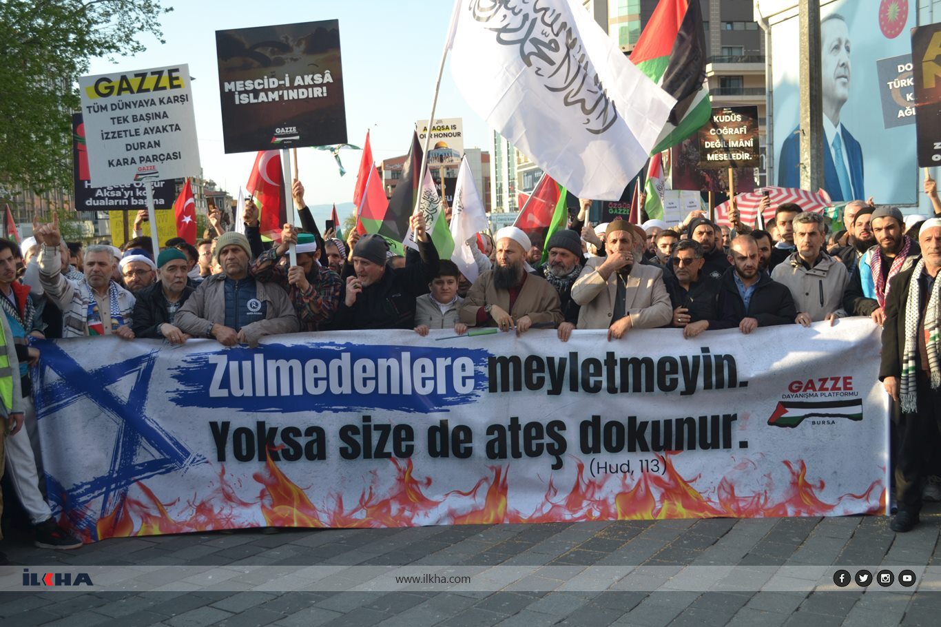 Bursa'da binlerce kişi Gazze'ye destek için yürüdü