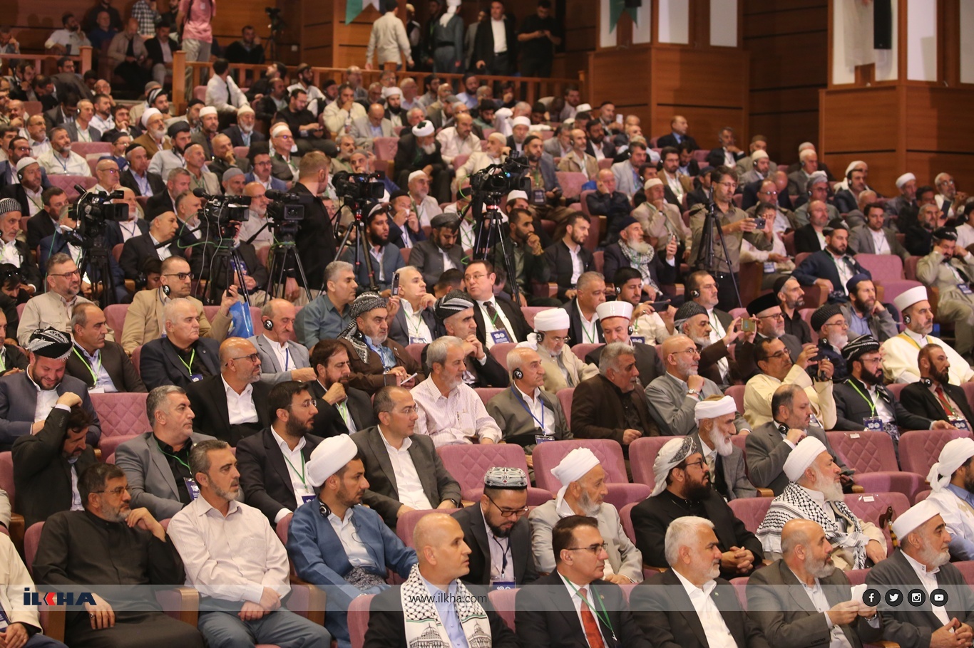 Afganistan'ın Ankara Büyükelçisi Farahmand: İslam Emirliği özellikle Gazze'deki mücahitlerin dostudur Afganistan'ın Ankara Büyükelçisi Farahmand: İslam Emirliği özellikle Gazze'deki mücahitlerin dostudur