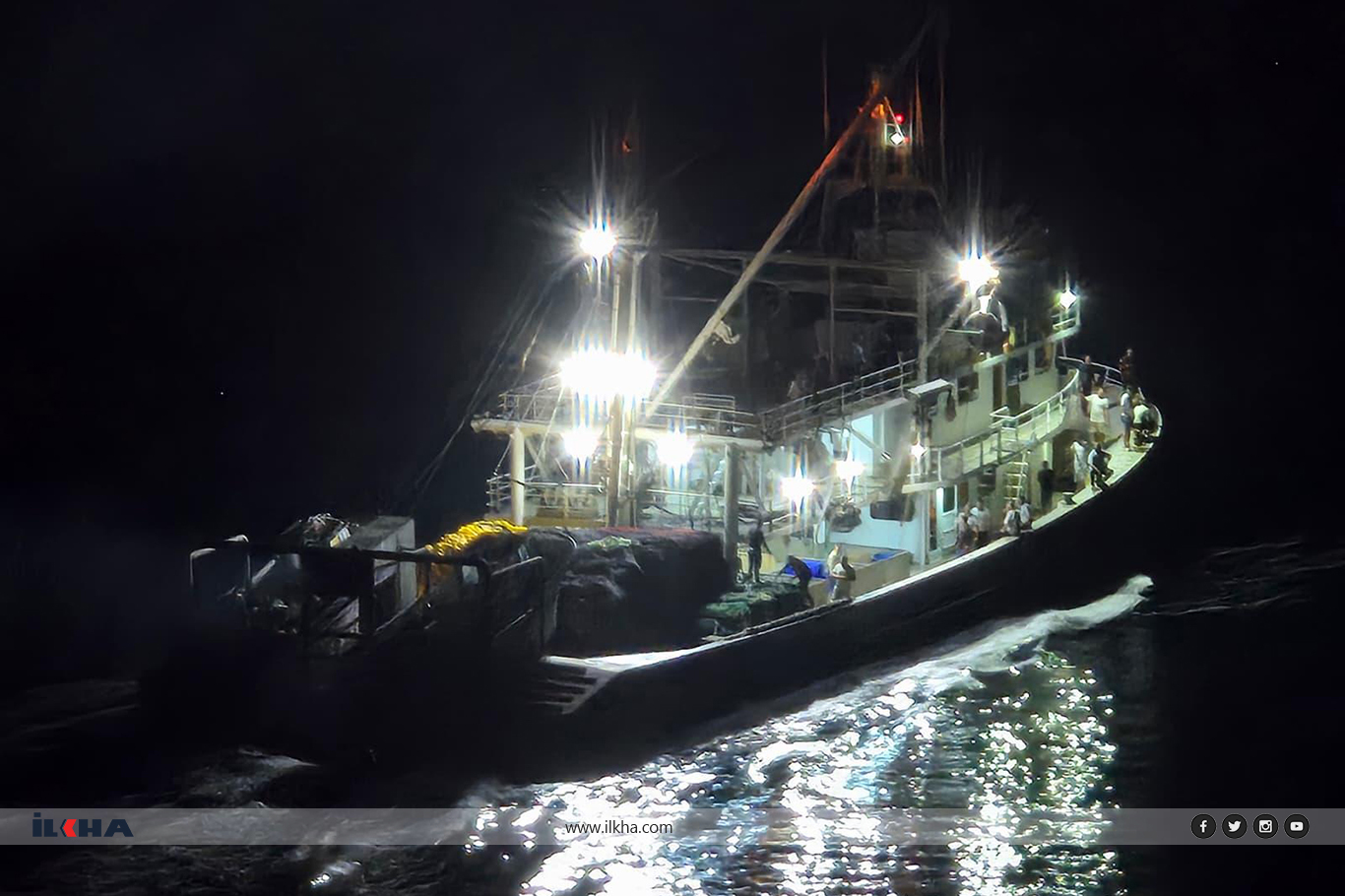 Marmara Denizi'nde balık avı sezonu açıldı Marmara Denizi'nde balık avı sezonu açıldı