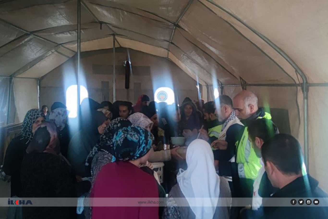 Kardeş yardım kuruluşları depremin yıl dönümünde depremzedeleri unutmadı Kardeş yardım kuruluşları depremin yıl dönümünde depremzedeleri unutmadı