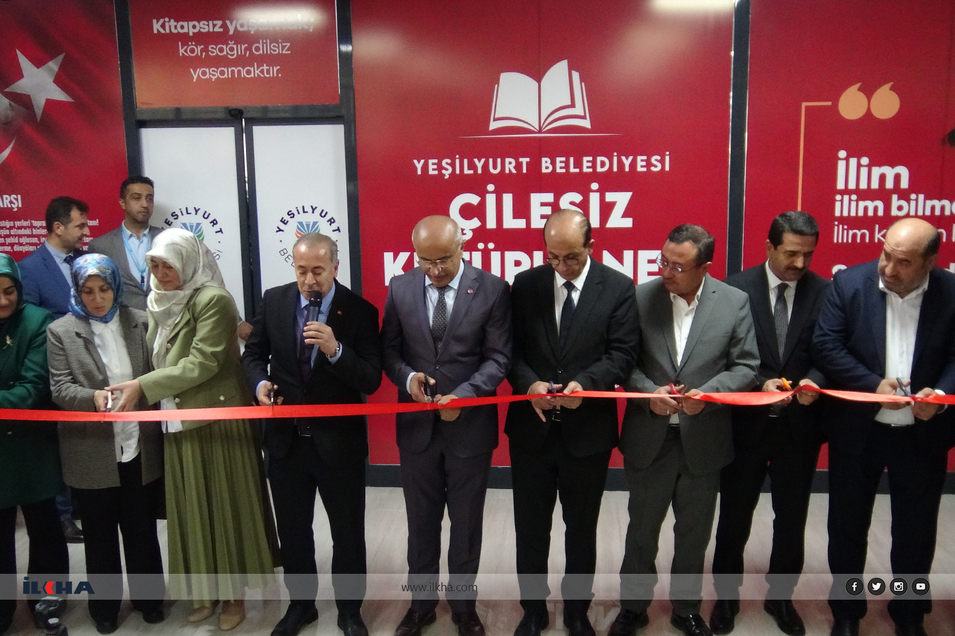 Yeşilyurt Belediyesi'nden Çilesiz Mahallesine yeni kütüphane Yeşilyurt Belediyesi'nden Çilesiz Mahallesine yeni kütüphane