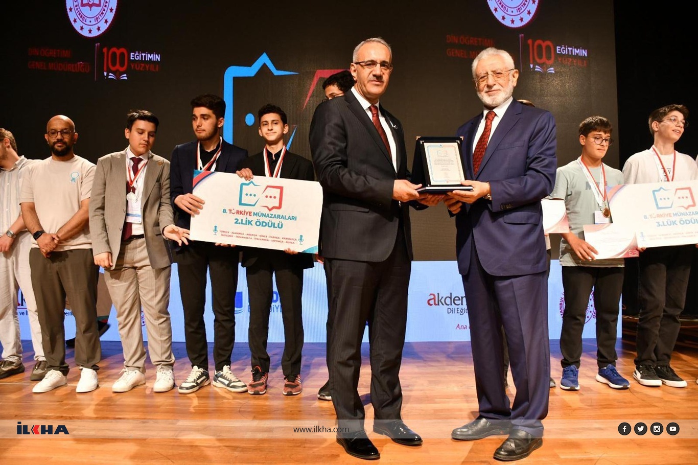 "8. Türkiye Münazaraları" yarışmasında ödüller sahiplerini buldu