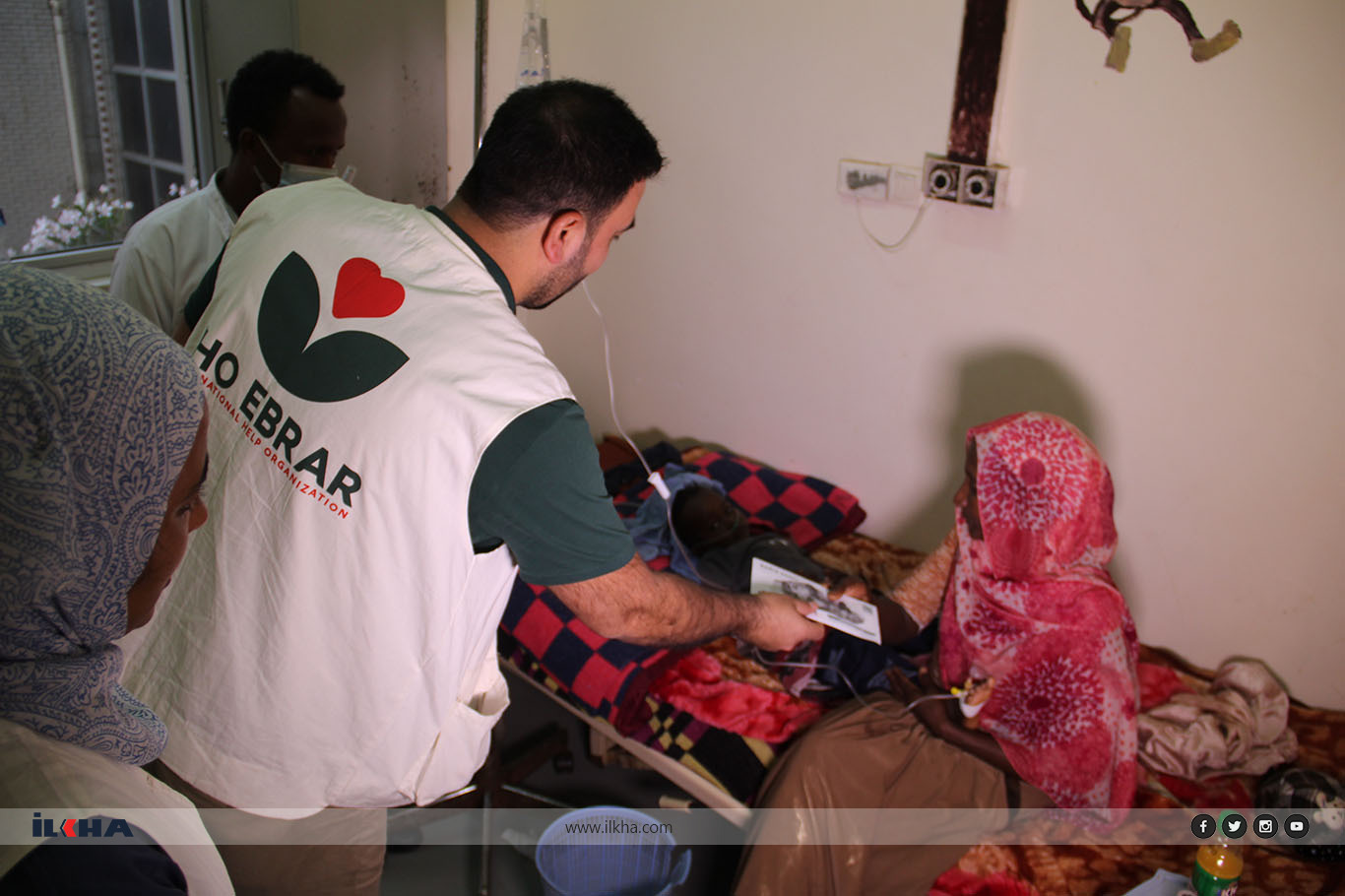 IHO EBRAR'dan Etiyopya'da katarakt ameliyatı ve kanser hastası çocuklara nakdi destek