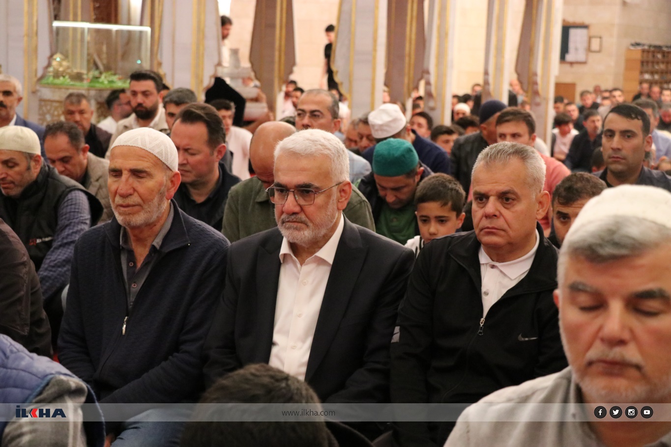 Büyük Ankara Camii’nde Kurban Bayramı namazı