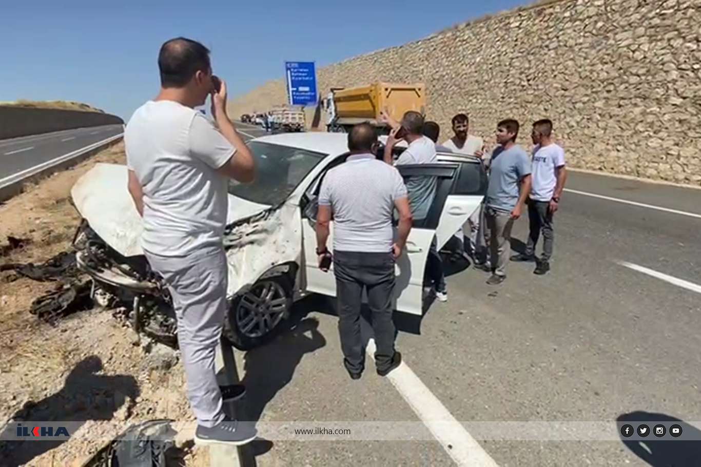 Siirt Kurtalan kara yolunda kaza: Bir yaralı Siirt Kurtalan kara yolunda kaza: Bir yaralı