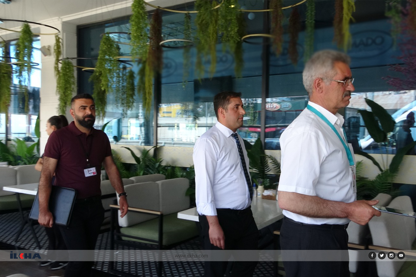 Van'da kafelerde sigara denetimi yapıldı Van'da kafelerde sigara denetimi yapıldı