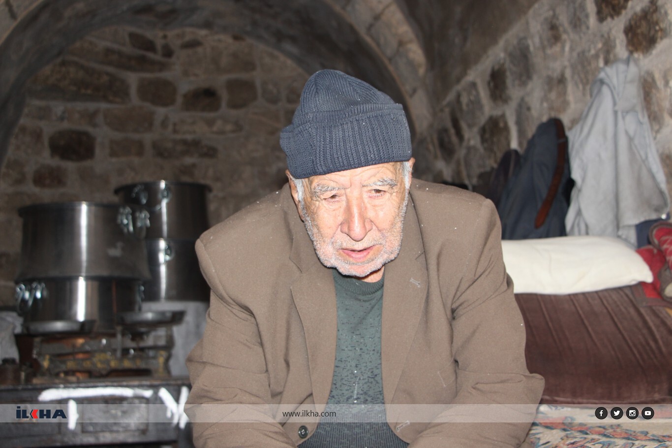 86 yaşındaki kalay ustasından gençlere tavsiyeler 86 yaşındaki kalay ustasından gençlere tavsiyeler
