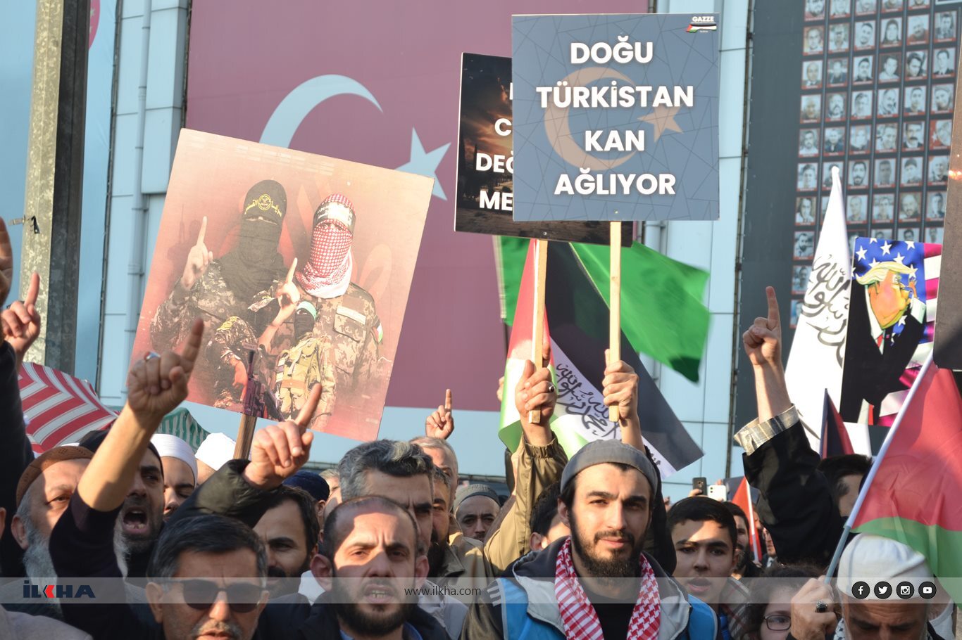 Bursa'da binlerce kişi Gazze'ye destek için yürüdü