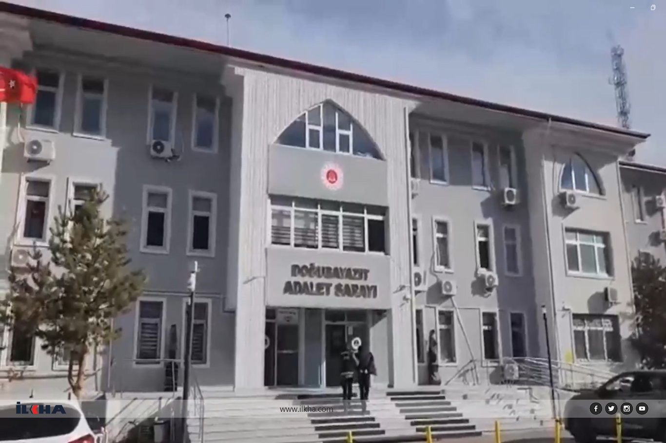 Ağrı'da durdurulan bir tırda yüklü miktarda sentetik ecza maddesi ele geçirildi