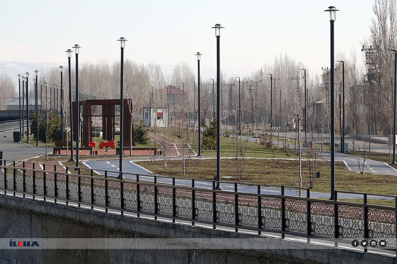 Ağrı’da iki mevsim bir arada, zirveler beyaz, şehir güneşli