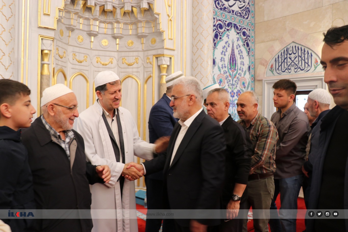 Büyük Ankara Camii’nde Kurban Bayramı namazı