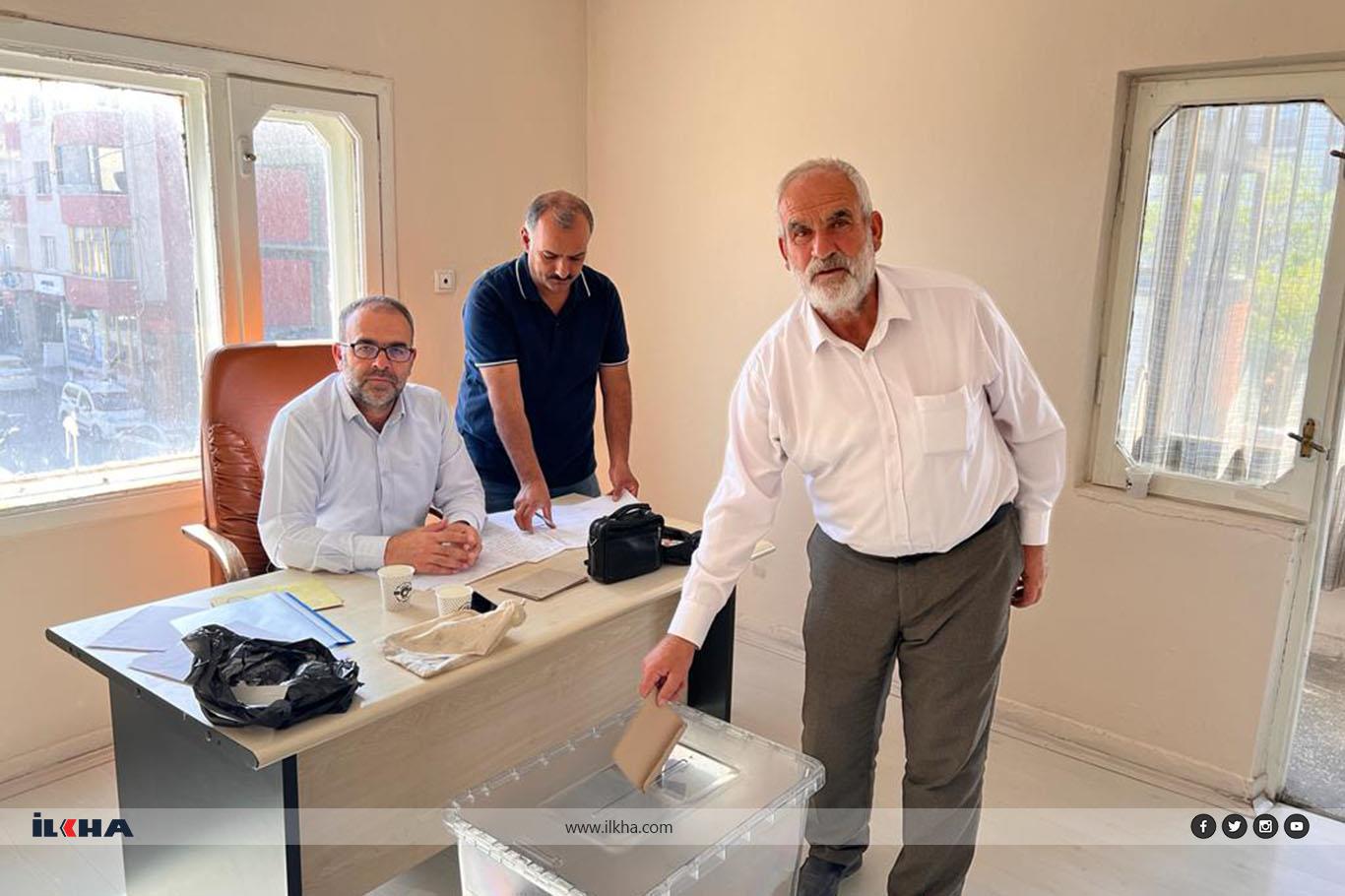 HÜDA PAR Adilcevaz 4'üncü Olağan İlçe Kongresi yapıldı HÜDA PAR Adilcevaz 4'üncü Olağan İlçe Kongresi yapıldı
