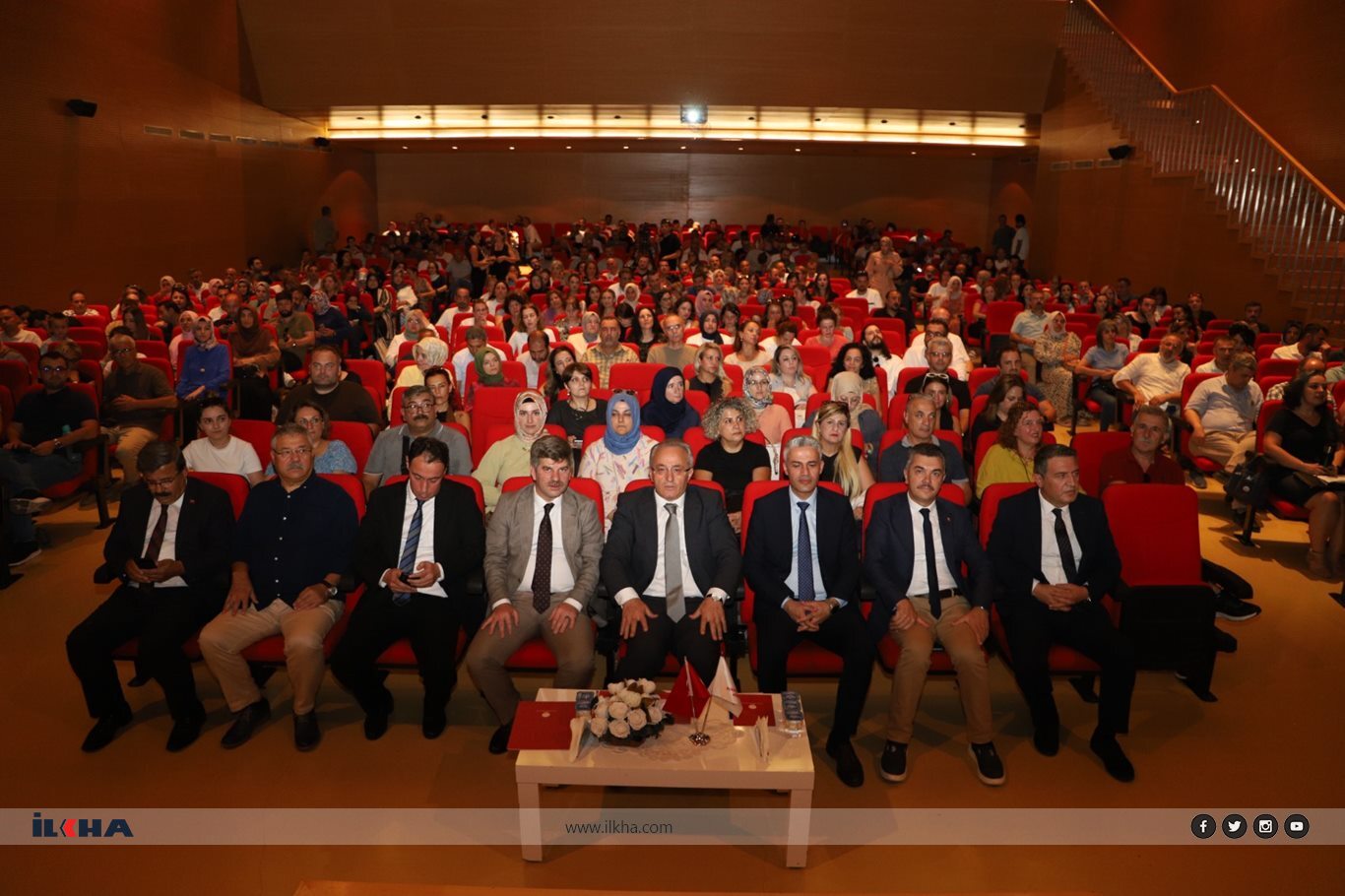 Formatör öğretmenler Türkiye Yüzyılı Maarif Modeli için bir araya geldi Formatör öğretmenler Türkiye Yüzyılı Maarif Modeli için bir araya geldi