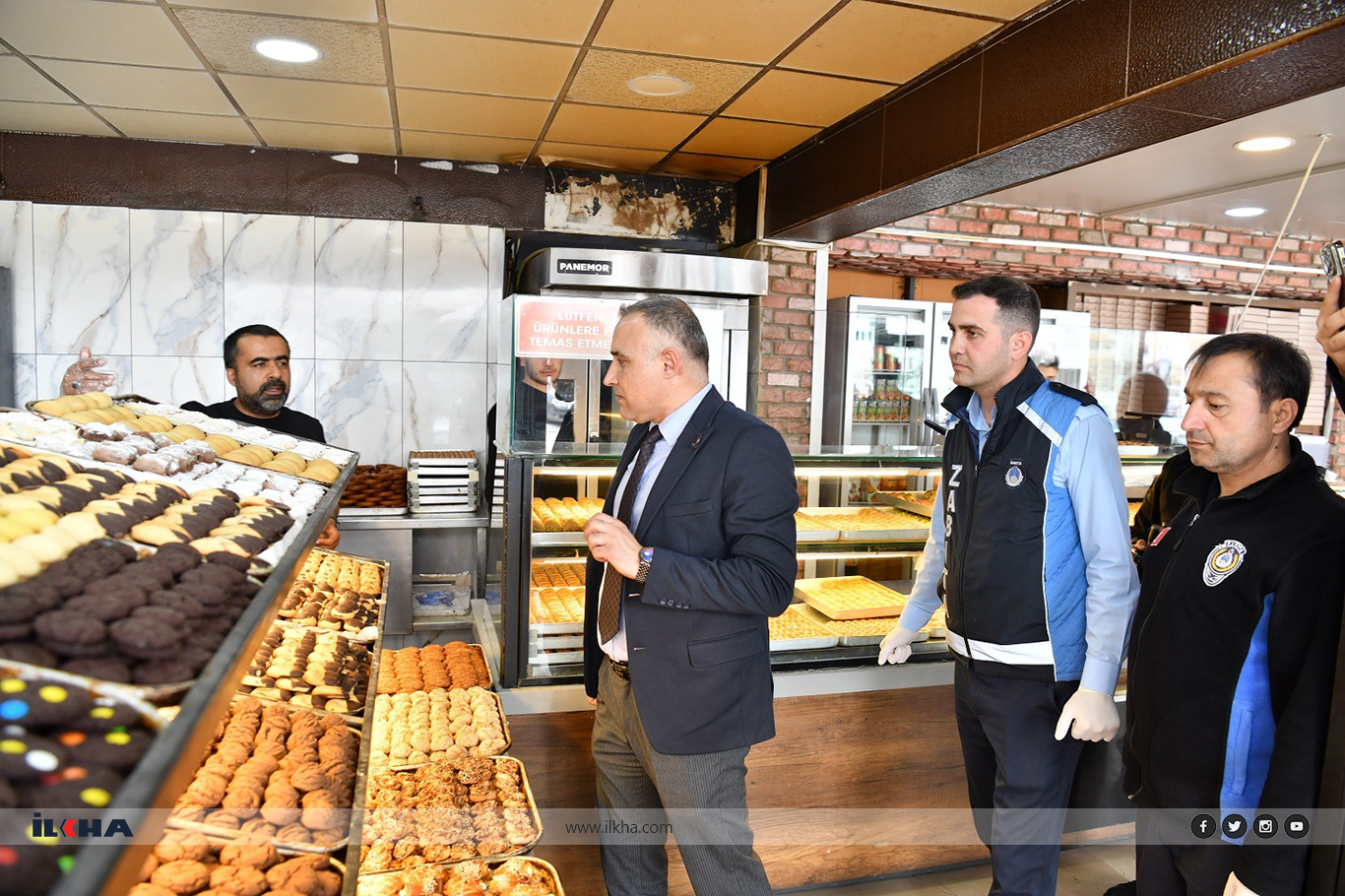 Yeşilyurt Belediye zabıtası, bayram denetimlerini artırdı Yeşilyurt Belediye zabıtası, bayram denetimlerini artırdı