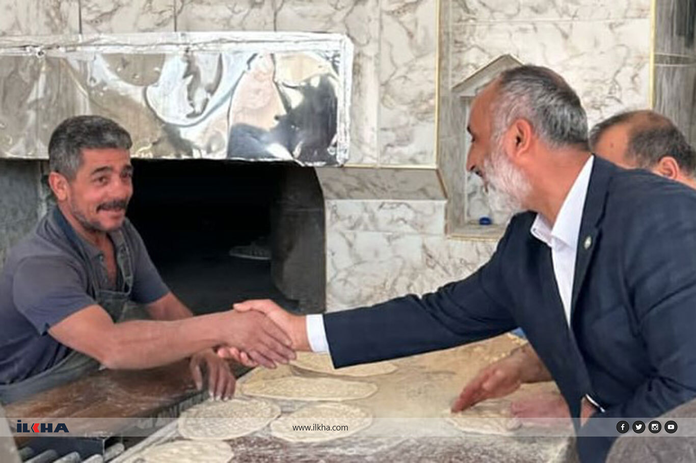 HÜDA PAR Karkamış Belediye Başkan adayı Kılıçparlar'dan esnaf ziyareti HÜDA PAR Karkamış Belediye Başkan adayı Kılıçparlar'dan esnaf ziyareti