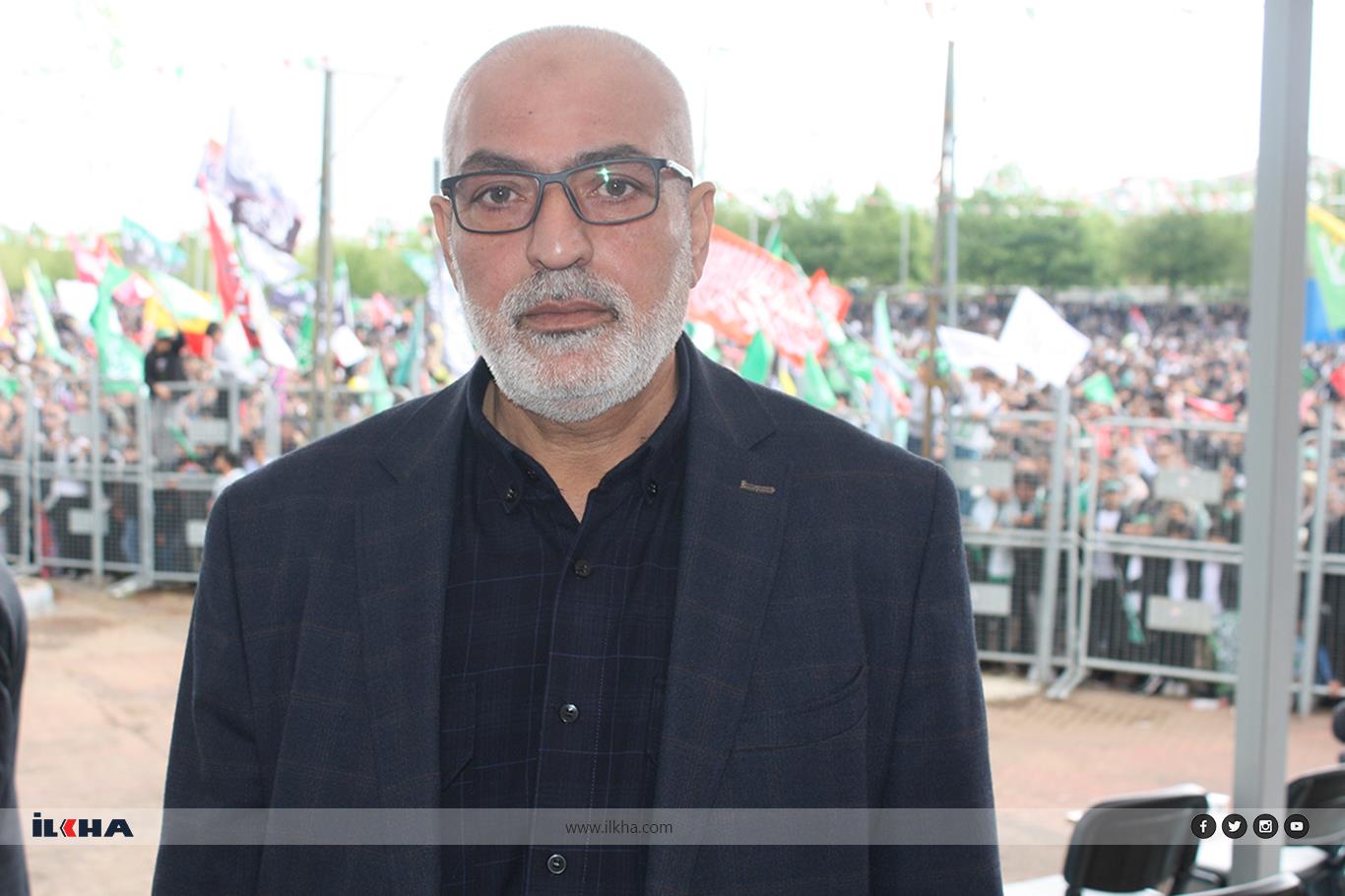 "Hazreti Muhammed'in güzel ahlakı ve örnekliğinde olduğuna inanıyoruz" "Hazreti Muhammed'in güzel ahlakı ve örnekliğinde olduğuna inanıyoruz"