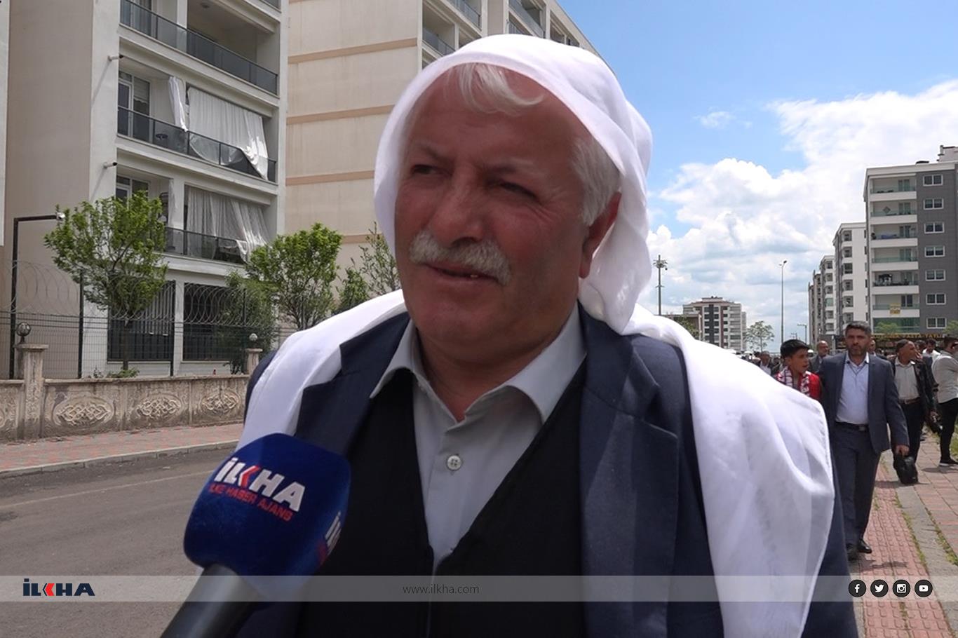 Mevlid-i Nebi etkinliğine katılan Peygamber aşıkları: Etkinliğe gelmeye değdi, inşallah devamı gelir Mevlid-i Nebi etkinliğine katılan Peygamber aşıkları: Etkinliğe gelmeye değdi, inşallah devamı gelir
