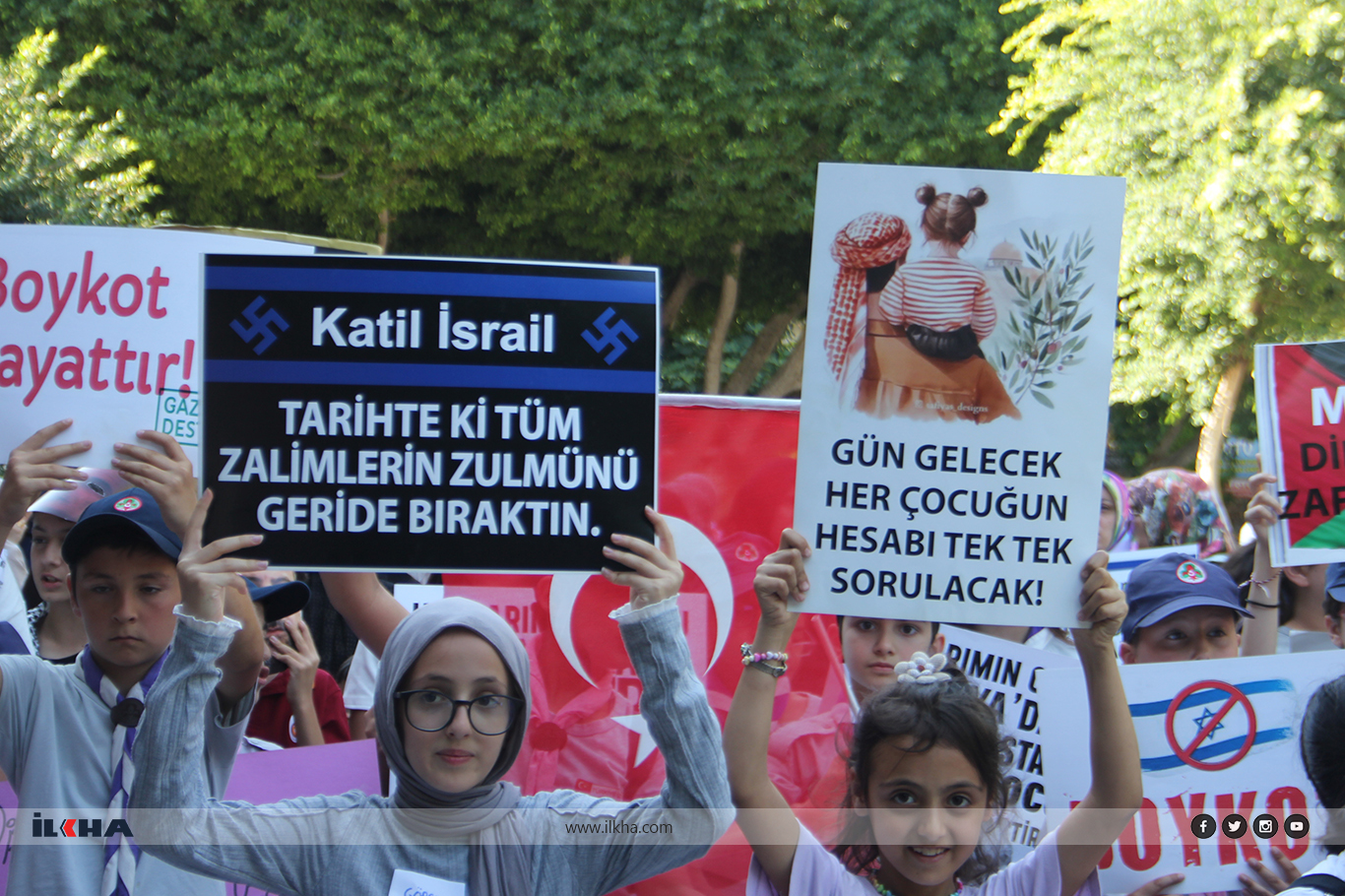 Adanalı anneler ve çocuklardan Gazze’ye destek yürüyüşü