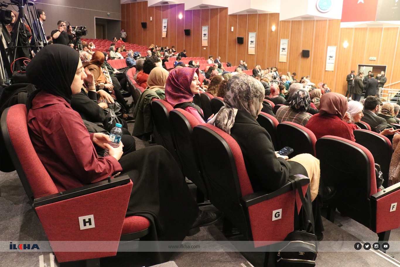 Ailenin karşılaştığı sorunlar düzenlenen çalıştay ile masaya yatırıldı