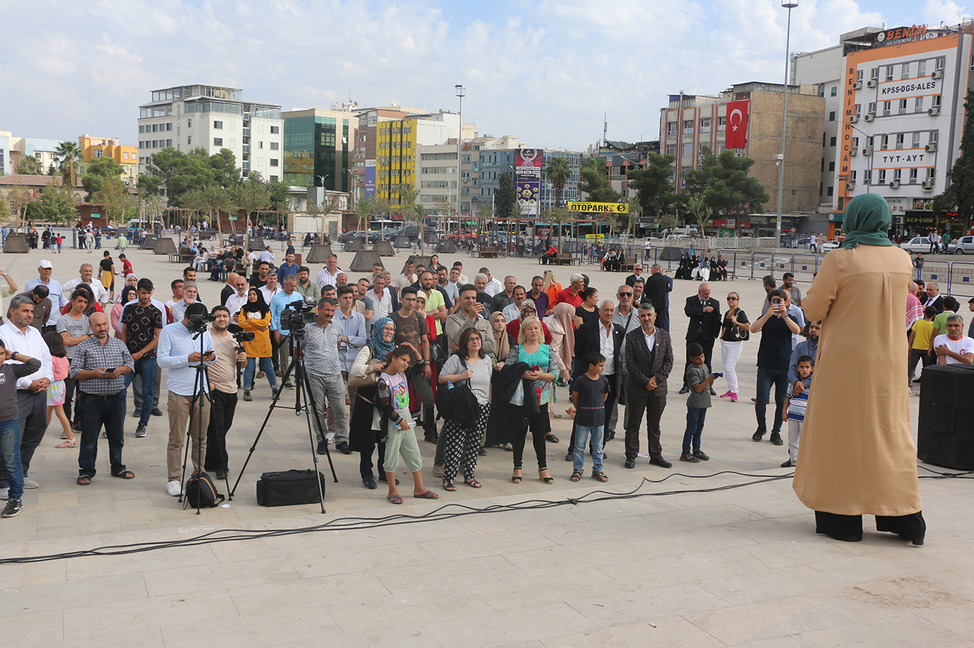 Şanlıurfa'da "Yeni Dünya Düzenine Bir Set Oluşturmak" mitingi düzenlendi