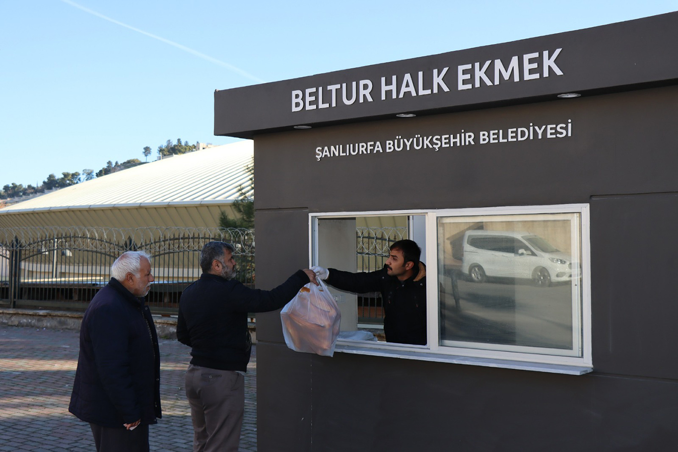 Şanlıurfa'da Halk Ekmek Fabrikası üretime başladı