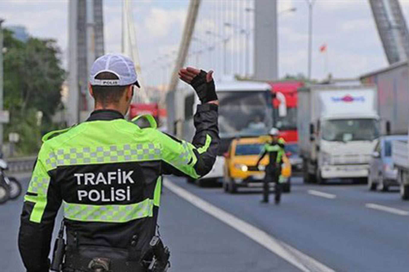 Trafikte hoşgörülü olmanın önemi nedir? Trafikte hoşgörülü olmanın önemi nedir?