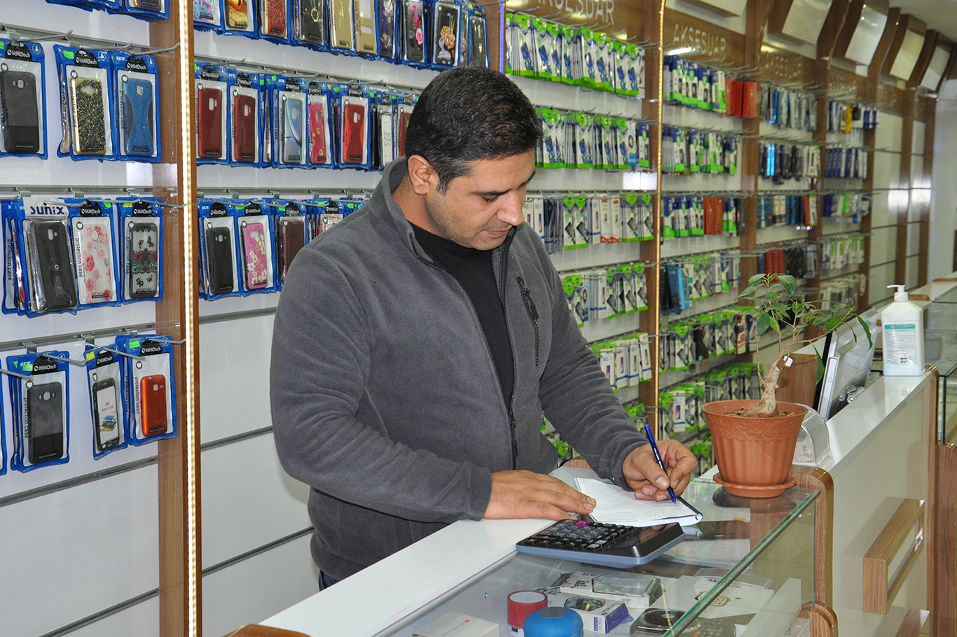 Esnaf, iş yeri kiralarındaki artış oranının sınırlandırılmasını istiyor!